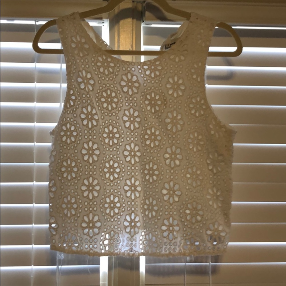 White crop top